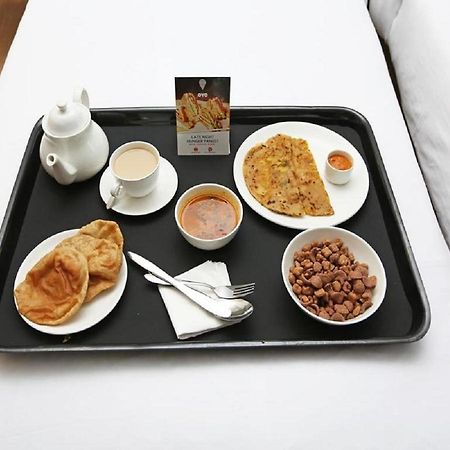 Triom Hotel Delhi  Eksteriør billede
